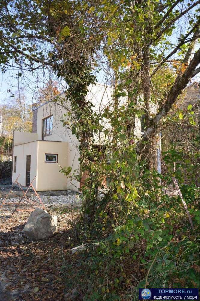 Продаётся 2-х этажный дом, 50 метров от остановки. Три спальни, кухня-гостинная, два санузла. Вода, свет, газ... - 2