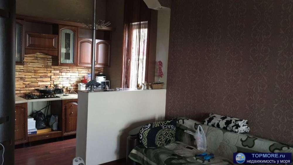 хороший жилой дом с ремонтом,свет,вода ,септик ,газ рядом