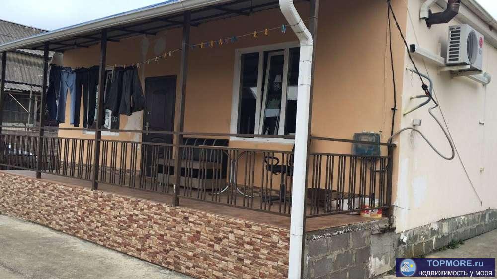 хороший жилой дом с ремонтом,свет,вода ,септик ,газ рядом - 1