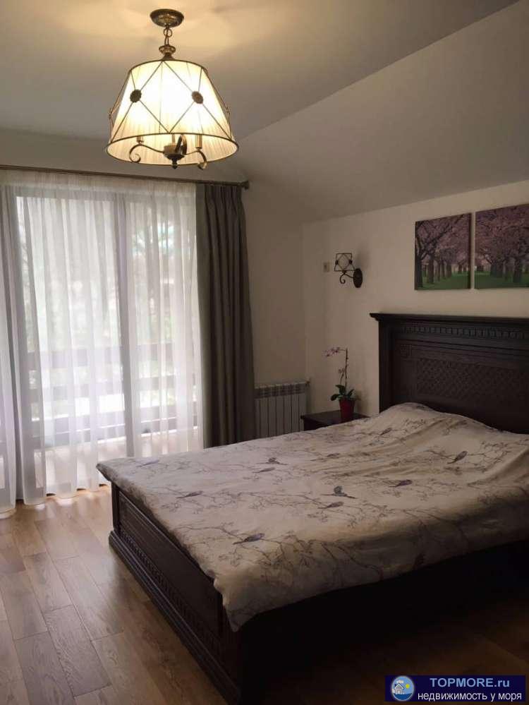 В самом центре Эстосадка продаётся дом площадью 100 квадратных метров. Кухня-гостиная, две спальни, два санузла....