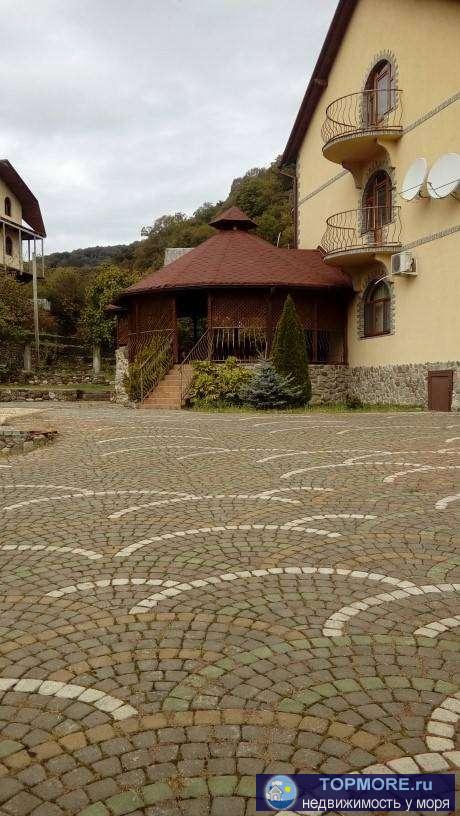 В продаже комфортный дом для большой гостеприимной семьи. Для тех кто устал от городской суеты и шума. 12 комнат с... - 1