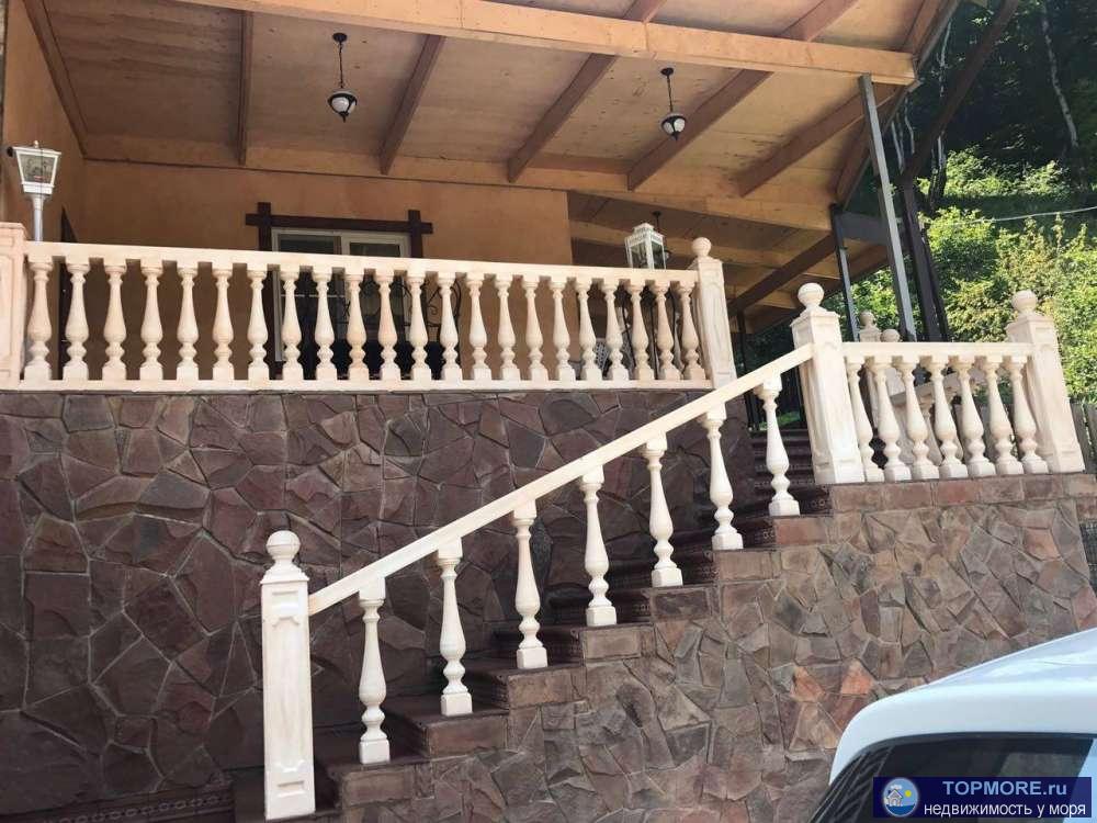 Уютный дом для дружной семьи расположен на федеральной трассе, рядом с этнос-комплексом Амшенский двор, вблизи... - 1