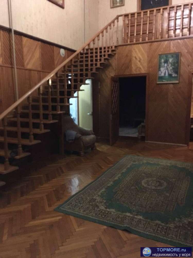 Продается дом  не далеко от моря,ухоженный участок.Коммуникации все центральные,пакет документов ждет новых хозяев. - 1