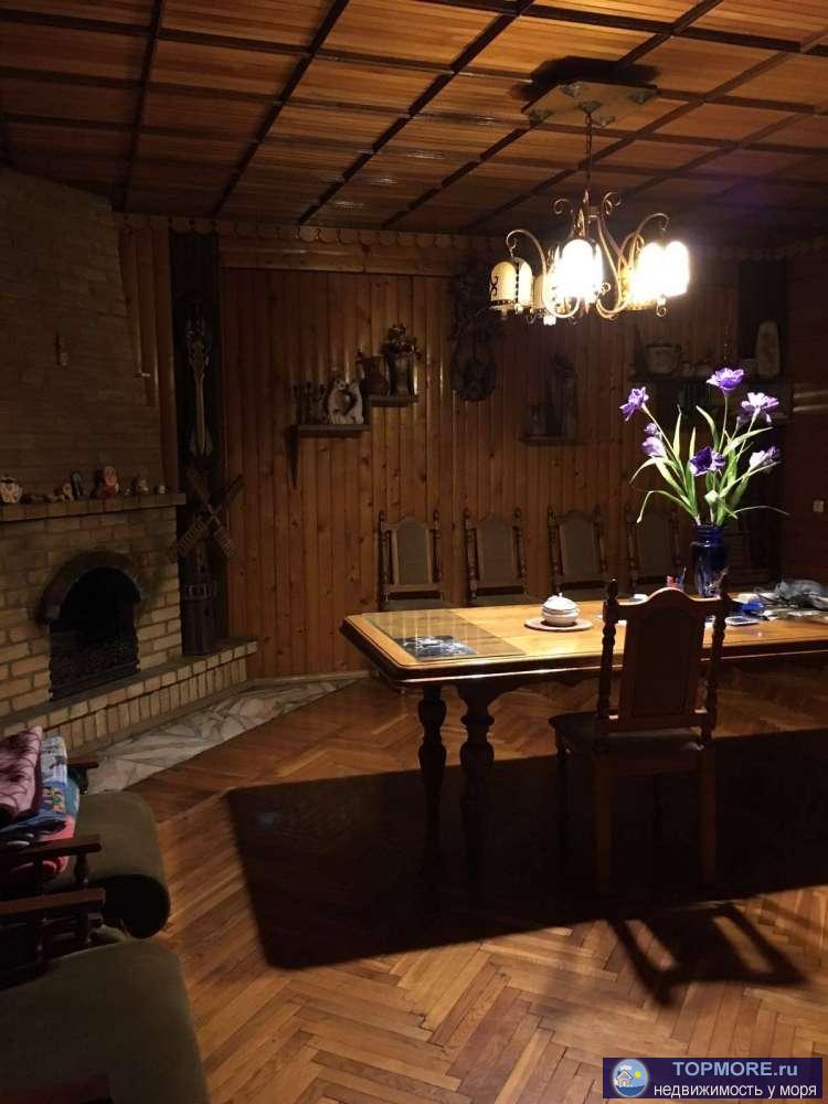 Продается дом  не далеко от моря,ухоженный участок.Коммуникации все центральные,пакет документов ждет новых хозяев. - 2