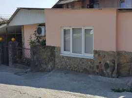 Уютный дом на 2-х хозяев, разные входы, двор один. Один дом (новая...