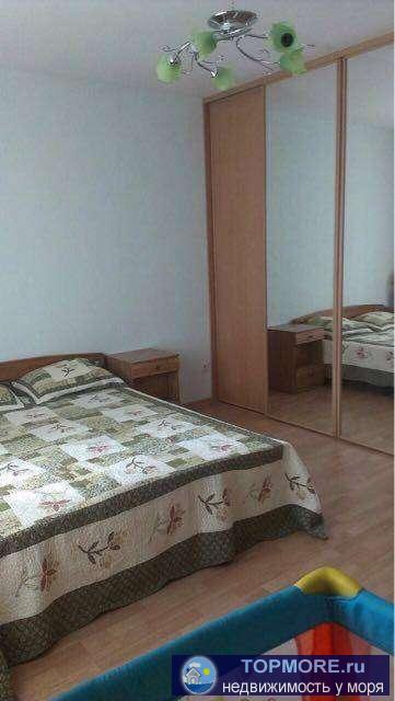 Продается  3-х к квартира общей площадью 97,5 кв м.,3 этаж 5-ти этажного дома по ул. Нахимова 2. Комнаты...