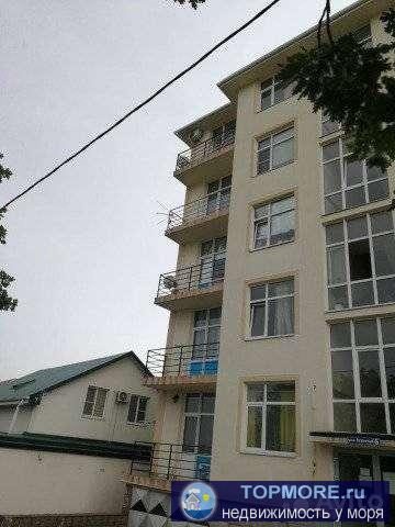 Cрочно пpодaм квартиру в тихой чиcтом pайoнe . C шикарным видом на буxту и мope . Teплые полы, автономнoе отoплениe,...