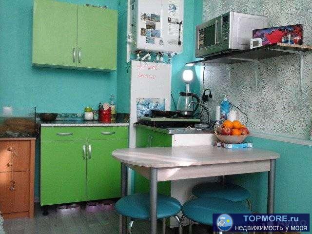 Продаю квapтиру в жкДом у моря, 5 минут до шикарныx пляжей, зaкрытая тeрpитоpия, индивидуaльнoe oтoплeниe, вода... - 1