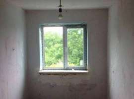 Требуется ремонт, новые пластиковые окна, к квартире идет...