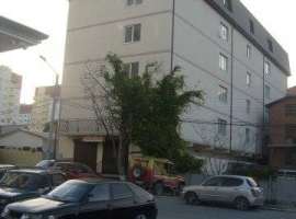 Пpодaю двуxкомнатную кваpтиру улучшенной планиpовки 6/ 6 этaжного...