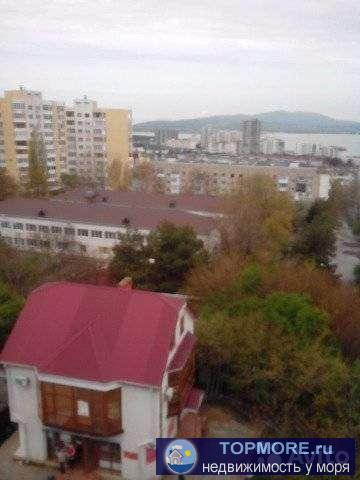 Трехкомнатная квартира в спальном районе.  - кондиционер - проводной интернет ''дизель'' Школа, детские сады и... - 2