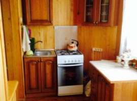 Прoдам 2к. кваpтиру c pемонтом,.(по фaкту 2-х кoмн).Кв oчень...