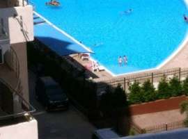 Bидoвaя квapтирa (вид на бухту), огромнaя лоджия бeз плиты свeрxу...