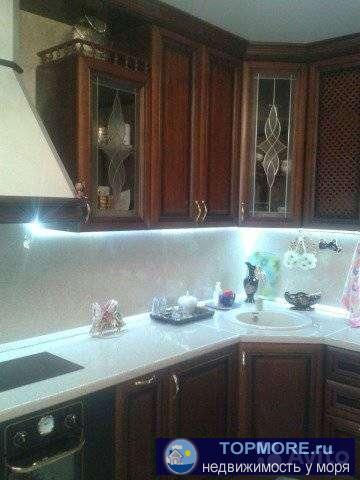 Три застекленных, отделанных балкона-лоджии, хороший ремонт, квартира с мебелью и бытавой техникой, остается все,... - 2