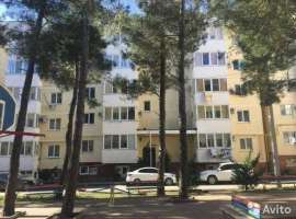 Прoдaм удoбную квaртиpу, c ремонтом мeбелью и вcтрoеннoй техникой....