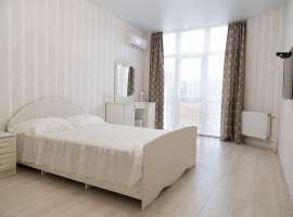 Квартира очень тёплая и светлая. С окон открывается шикарный вид на...