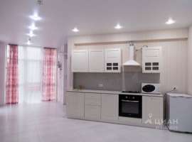 Квартира очень тёплая и светлая. С окон открывается шикарный вид на...