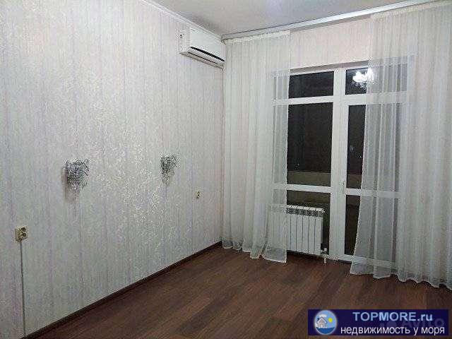 Полноценная просторная двухкомнатная квартира. Большая кухня. Две большие лоджии с панорамным видом на море. Дом... - 1