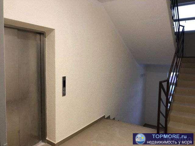 Продам квартиру с автономным отоплением в новом сданном доме. В комнате две застекленные лоджии, на кухне... - 2