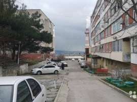 В хорошем состоянии, лоджия присоединена к площади квартиры, с...