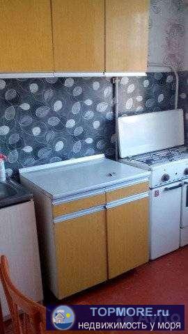 Двух комнатная с двумя балконами распашонкой квартира.большой коридор.санузел раздельный.красивый вид из окна... - 1