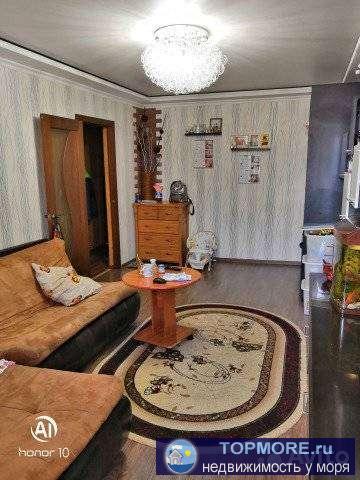 хорошая квартира, новая электрика, ремонт, заходи и живи, можно под ипотеку. с мебелью на 100 т дороже