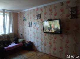 Продам  14 кв.м. комнату с мебелью, холодильником, телевизором,...