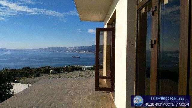 Продаю шикарный дом в элитном охраняем поселке г. Геленджик. Общая площадь дома 385 КВ.м. Площадь открытых террас 220... - 1