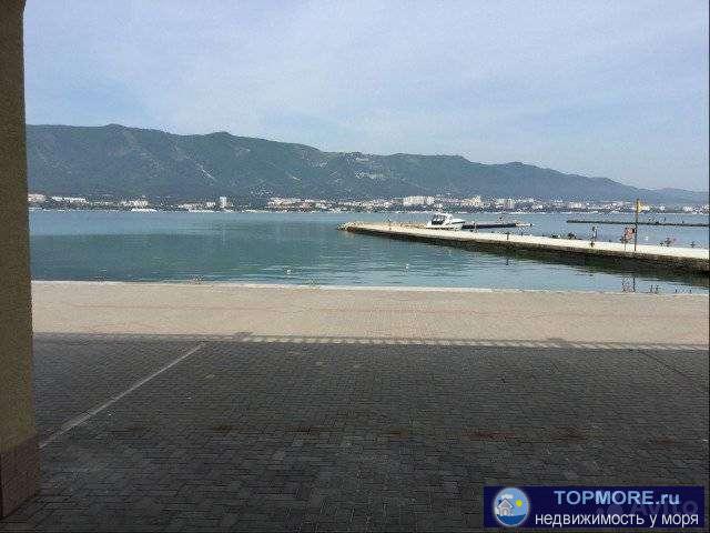 2-х этажный таунхаус-эллинг бизнес-класса на берегу Черного моря в закрытом ,охраняемом яхт клубе , микрорайон Тонкий...