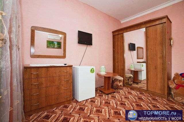 Продаётся дом и Гостиница ! 13 номеров полностью укомплектованы , двор, стоянка, студия для проживания ! На фасаде... - 1