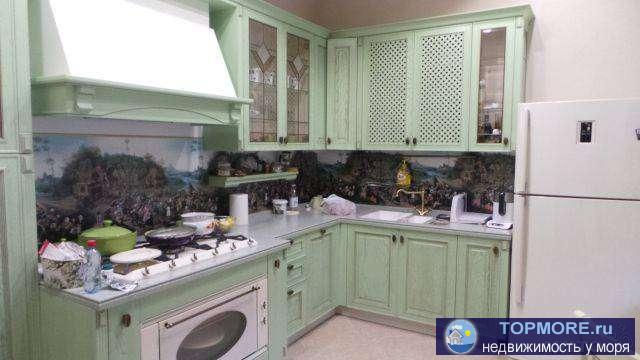 с.Адербиевка, новый 2-х этажный дом на зем.участке 4,3 сотки с отличным ремонтом, мебелью. 3 спальни, гардеробная,... - 1