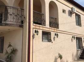 Двухэтажный дом , в идеальном состоянии , сделан капитальный ремонт...