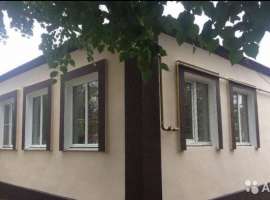 дом с евроремонтом, пластиковые окна, натяжной потолок, ламинат,...