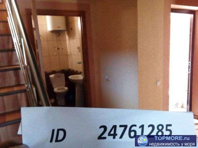 Вид на море ,пять жилых комнат,кухня 25м.кв,гаражные помещения70м.кв., 12м.кв котельная, общая площадь 224 м.кв.,... - 1