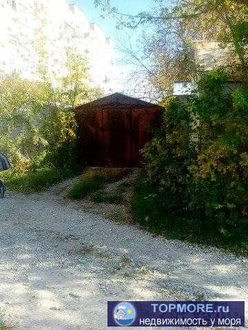 Продам металлический гараж в районе ул. Леселидзе, за за домами,между N 8 и 6. - 1