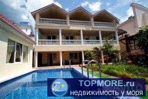 На все сопутствующие вопросы отвечу по телефону или по смс(авито).Больше фото (кухни, гостиной, других комнат) скину...