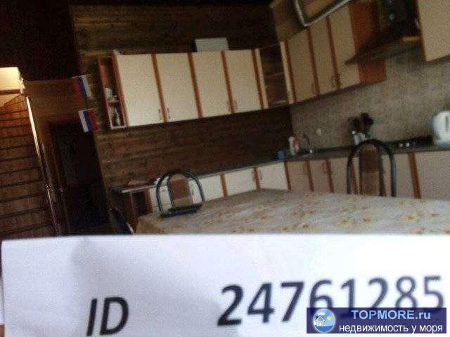 Вид на море ,пять жилых комнат,кухня 25м.кв,гаражные помещения70м.кв.котельная,скважина,центральное... - 2