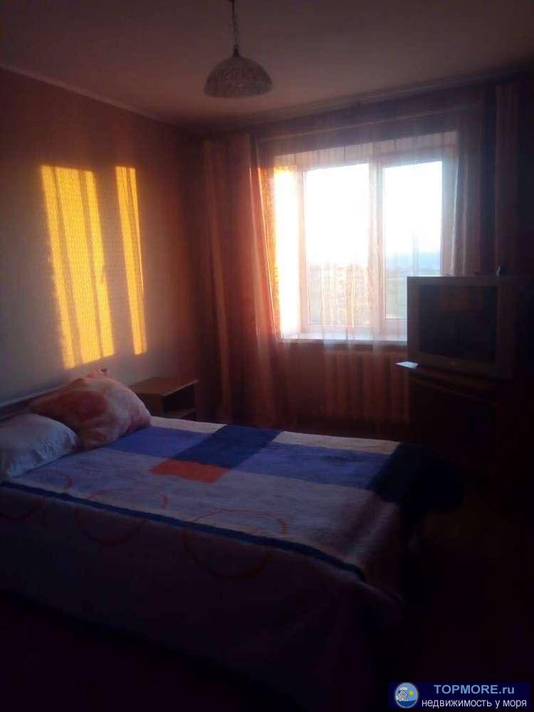 Сдаю 2-х комнатную квартиру в районе Полевого рынка с отличным видом на открытое море в 7 минутах ходьбы до пляжа .... - 1