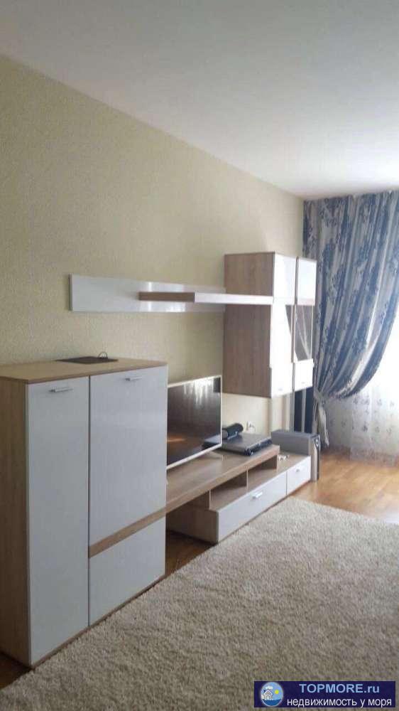 Сдам новую, просторную (64 кВ м ) очень уютную квартиру. В квартире есть все для комфортного проживания. Все от... - 1