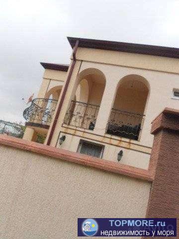 продается шикарный дом с евроремонтом и мебелью,кожаный диван,итальянская мебель, мраморная лестница,все...