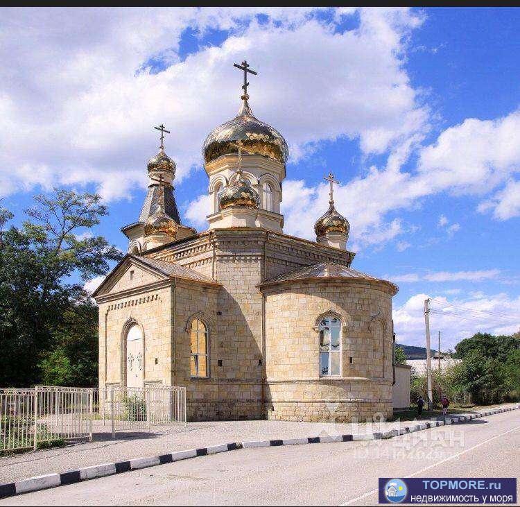 Продается чудесный дом на улице Светлой, прямо на берегу реки! Строился очень качественно, для себя!!! Продаем по... - 1