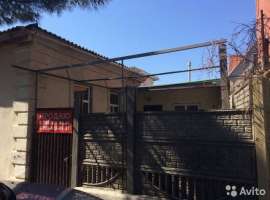 Продаётся дом каменный один этаж .в доме две жилые комнаты кухня...