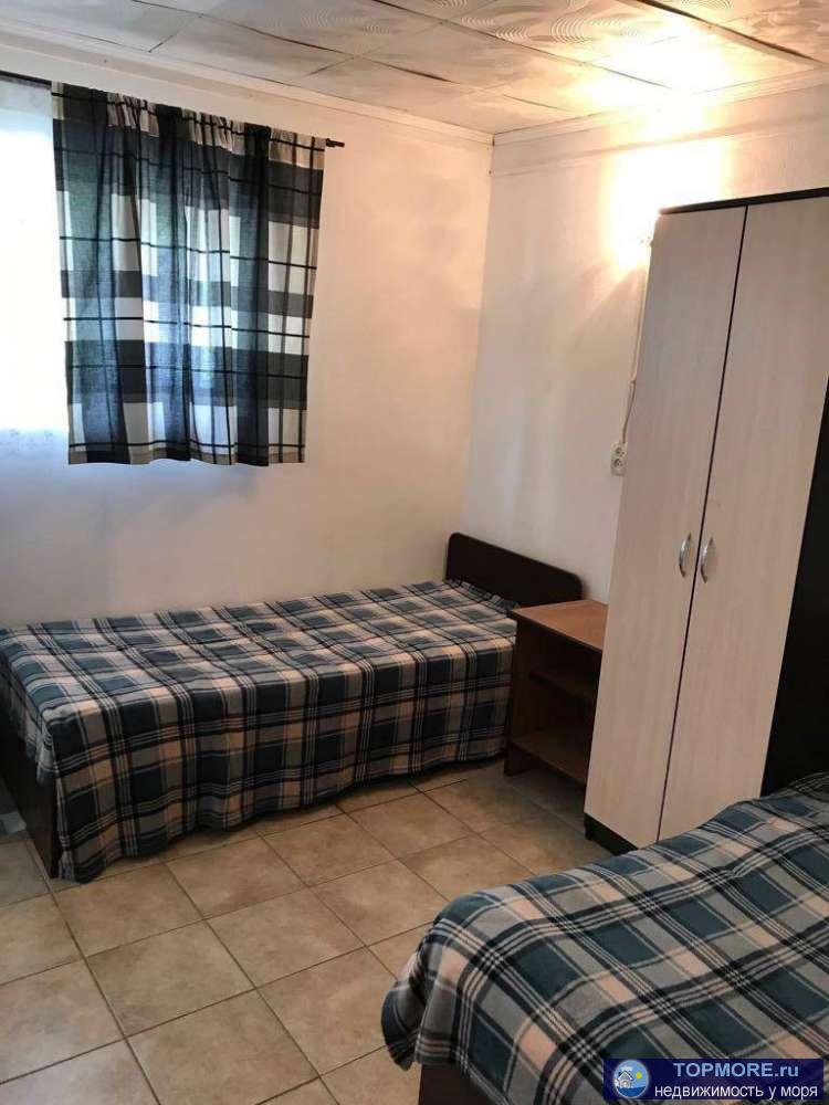 Уютные , чистые номера со всеми удобствами, по низкой цене  ! На главной улице города ! В наличие есть 2-х 3-х 4-х и... - 1