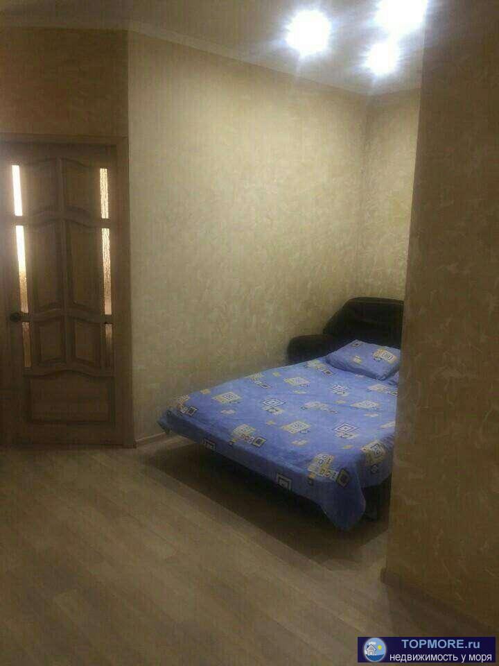 Сдаётся 2-ух комнатная квартира посуточно под ключ. Полностью укомплектована (есть всё). В тихом спальном районе, с... - 2