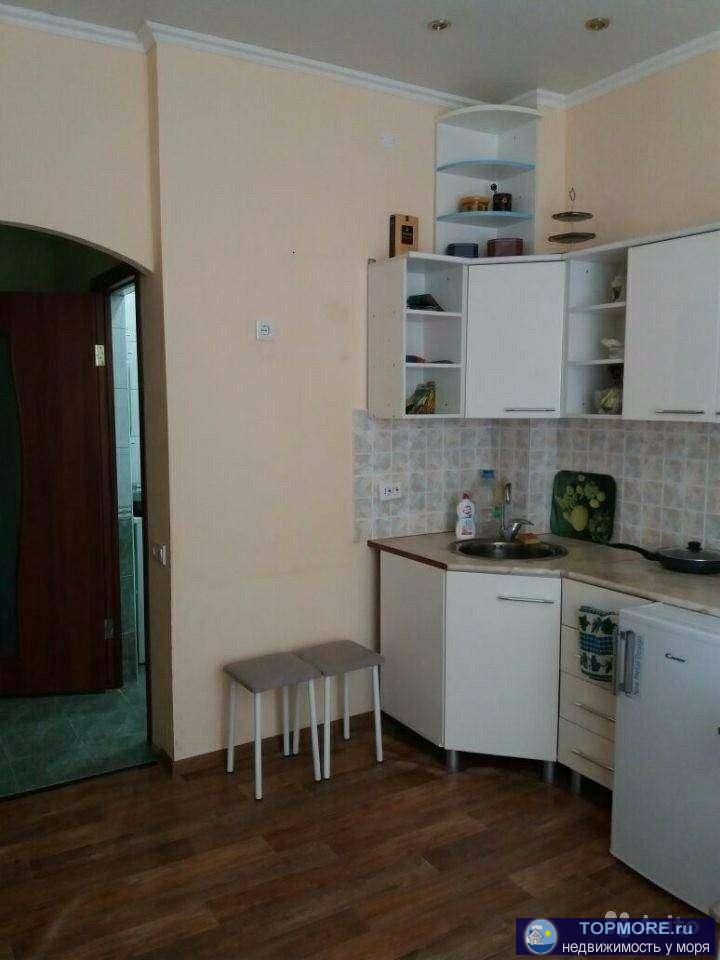 Сдам квартиру в новом доме посуточно или на год.До набережной 15минут по теннистым аллеям,мимо магазинов,аптек и... - 1