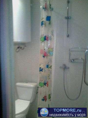 1/3 доля в 4-х этажном жилом доме, в виде самостоятельной квартиры на 1 этаже, общей площадью  103,2 кв.м., а также с... - 2