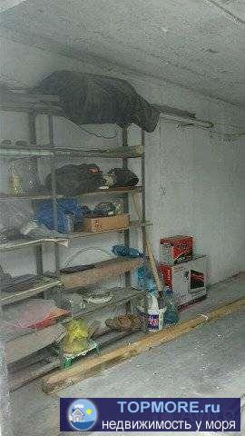 Хороший сухой двухуровневый гараж.Общая площадь  40кв.мПодвал.,смотровая яма.Рядом федеральная трасса Дон 4.Возможно... - 2