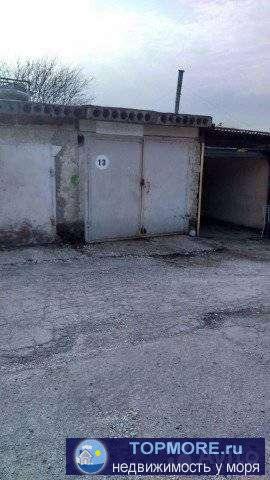 Продам двойной гараж, первая линия.  размеры 12 на 4, размер подвала 6 на 4, смотровая яма. - 1