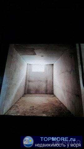 Машиноместо 22 м2 с окном есть электричество