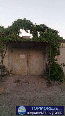 Продаю железобетонный,поштукатуренный гараж с сухим подвалом.В гараже установлен счетчик и проведено...